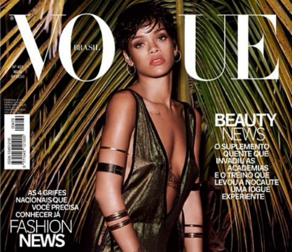 Rihanna senza reggiseno, bomba sexy su Vogue Brasile