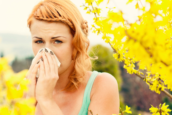 Allergie al polline, i 5 sintomi più comuni
