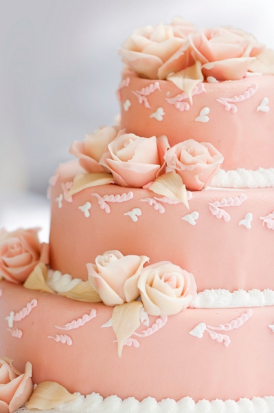 Cake topper originali per una torta di nozze da sogno