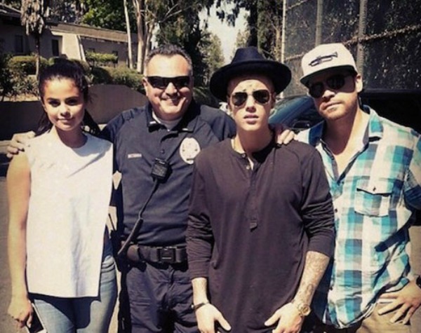 Justin Bieber di nuovo insieme a Selena Gomez... allo zoo