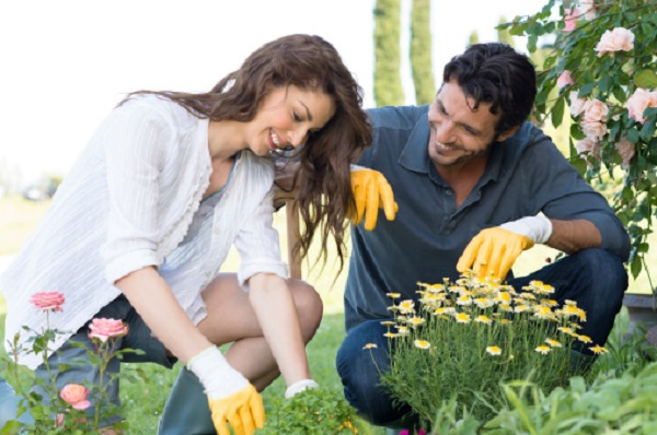 Attività di coppia, il giardinaggio e la coltura