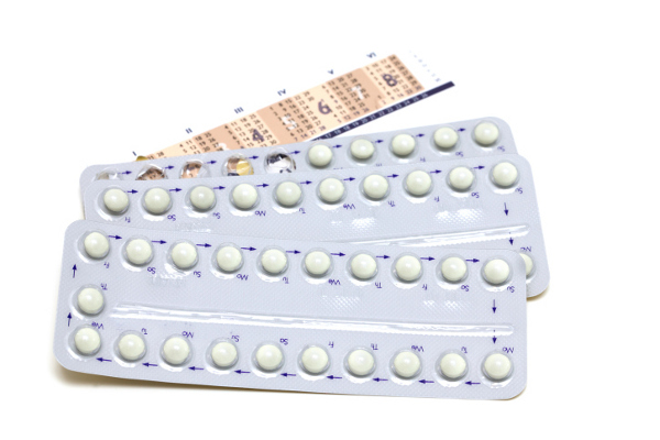 Pillola anticoncezionale tra vantaggi ed effetti collaterali