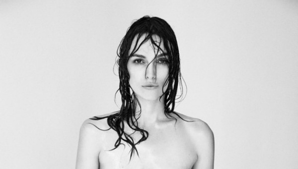 Keira Knightley in topless contro Photoshop