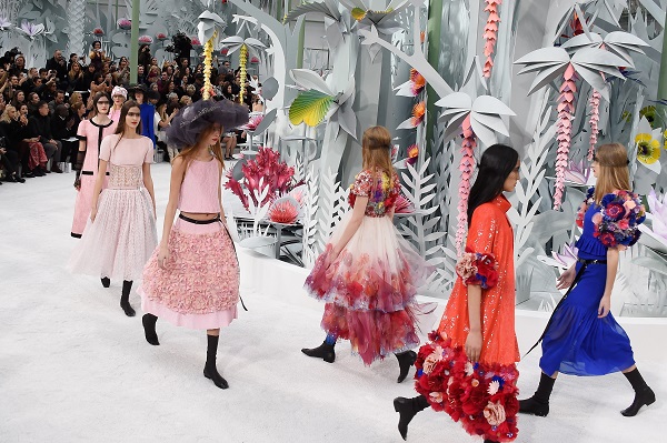 Parigi, fiorisce l'haute couture firmata Chanel