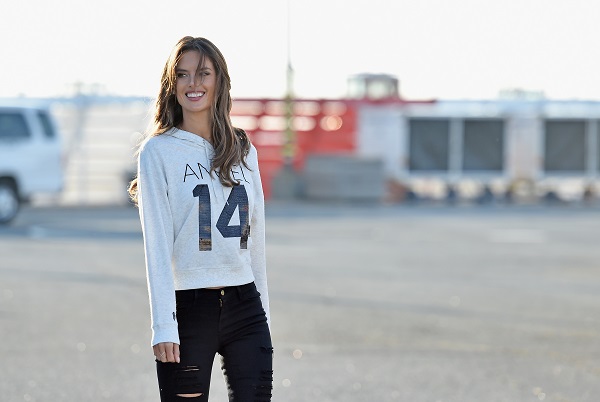 Victoria's Secret Models Depart For London For 2014 Victoria's Secret Fashion Show