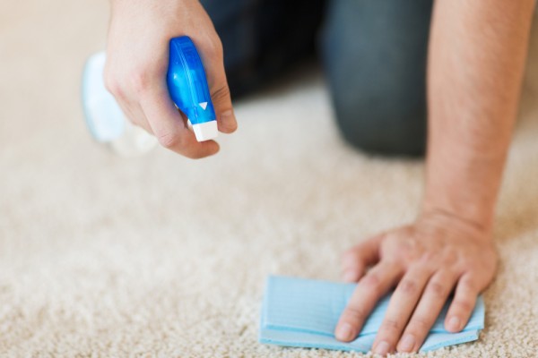 6 rimedi naturali per pulire i tappeti