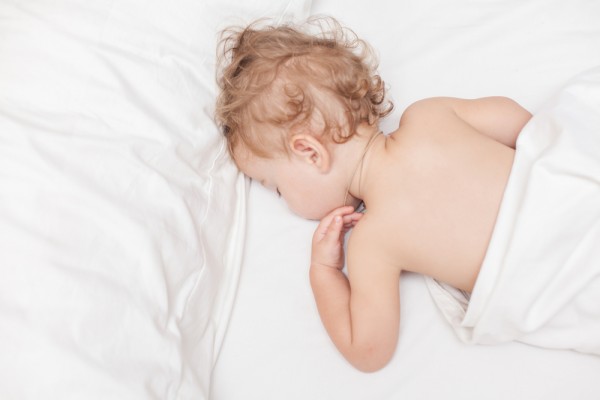 Come si effettua l'addestramento al sonno dei bambini