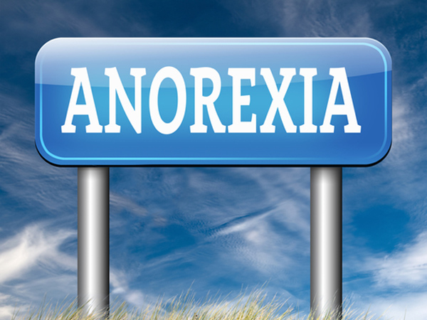 Anoressia, una legge per obbligare chi ne soffre a curarsi?