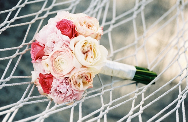 10 bouquet da sposa di peonie da cui farsi ispirare