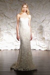 abiti sposa dettagli floreali modelli più belli