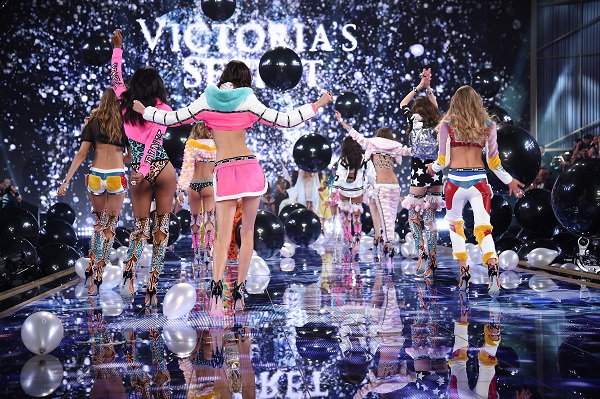 2014 Victoria’s Secret Fashion Show – Show