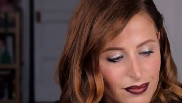 Rossetto scuro di Clio Make up - tutorial