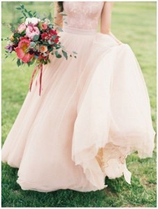 abiti sposa rosa antico pesca alternativa bianco