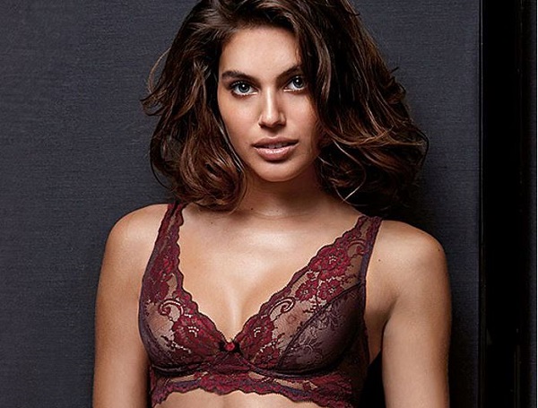 intimissimi tapestry