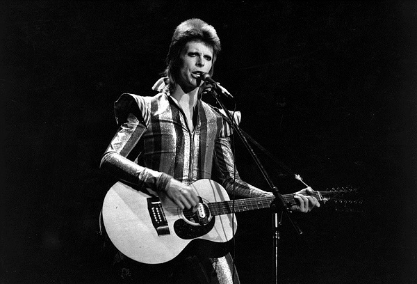 David Bowie, 69 anni di look del Duca Bianco - foto