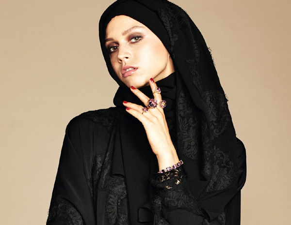 hijab di dolce e gabbana