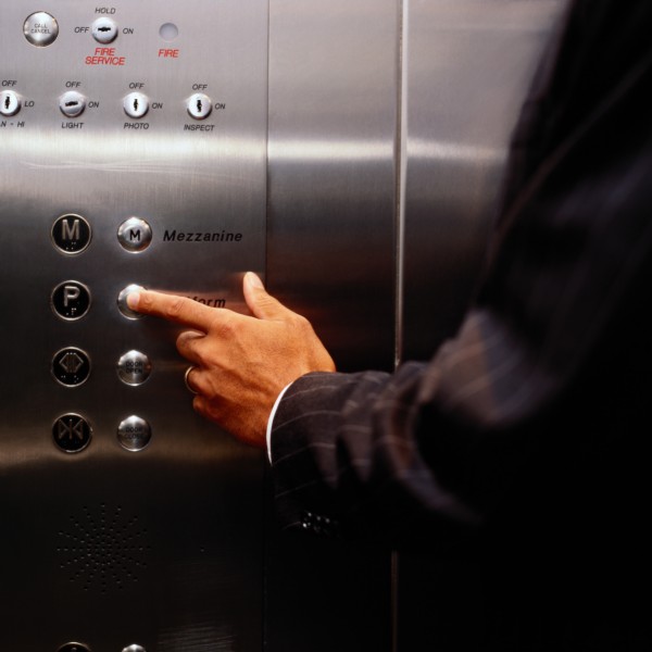 Tassa sull'ascensore, Confedilizia accoglie le perplessità degli inquilini