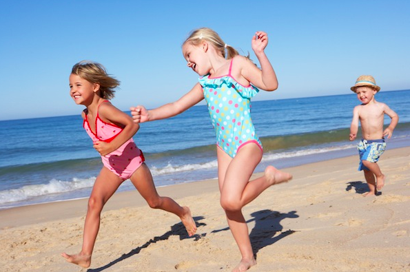 bambini spiaggia